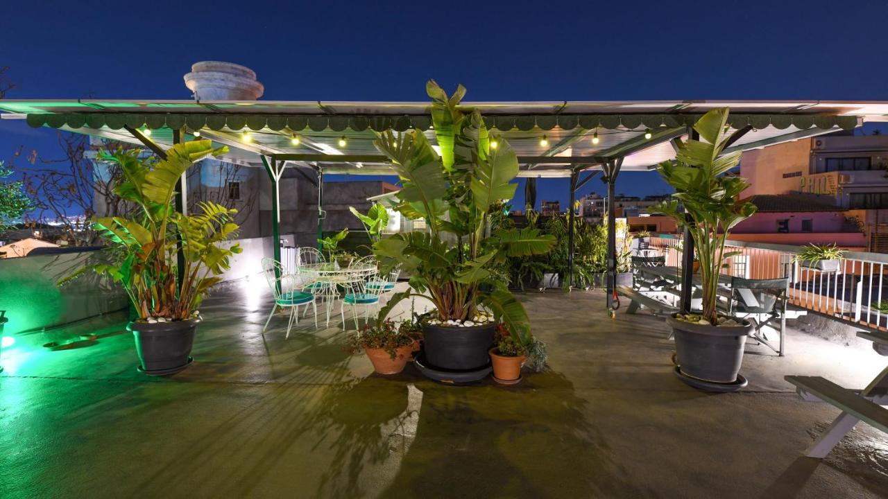 Monastiraki #Wallsfree Citycenter- Unspoiled Athens Apartments エクステリア 写真