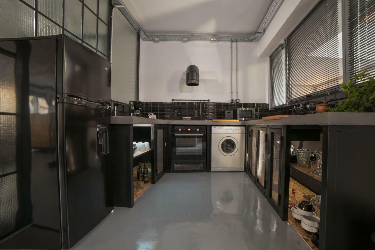 Monastiraki #Wallsfree Citycenter- Unspoiled Athens Apartments エクステリア 写真